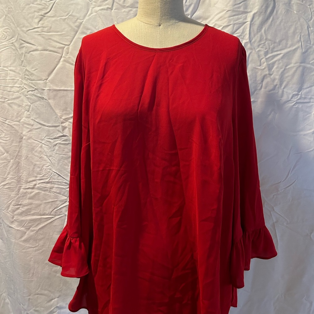Eloquii 14 poncho with ruffles